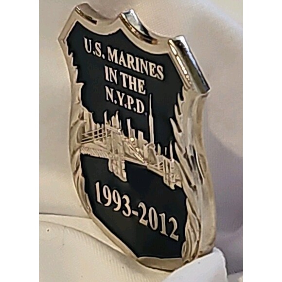 🔥 RARE NYPD Marine Corps Association Challenge Coin USMC (1993-2012) 🔥 - Picture 9 of 10